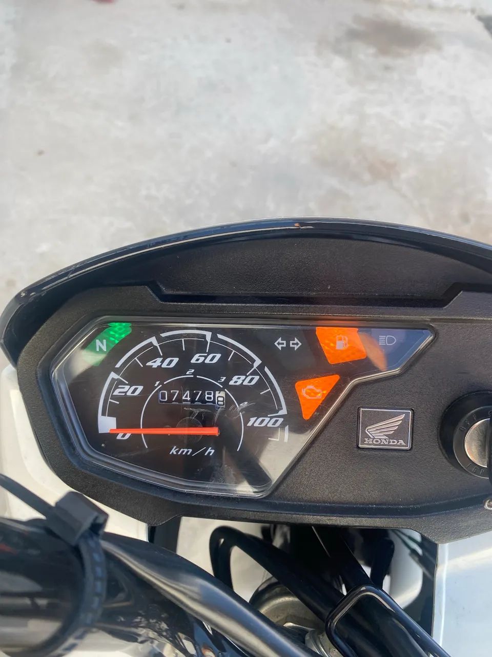 Vendo moto muito conservada, único dono  - Foto 2