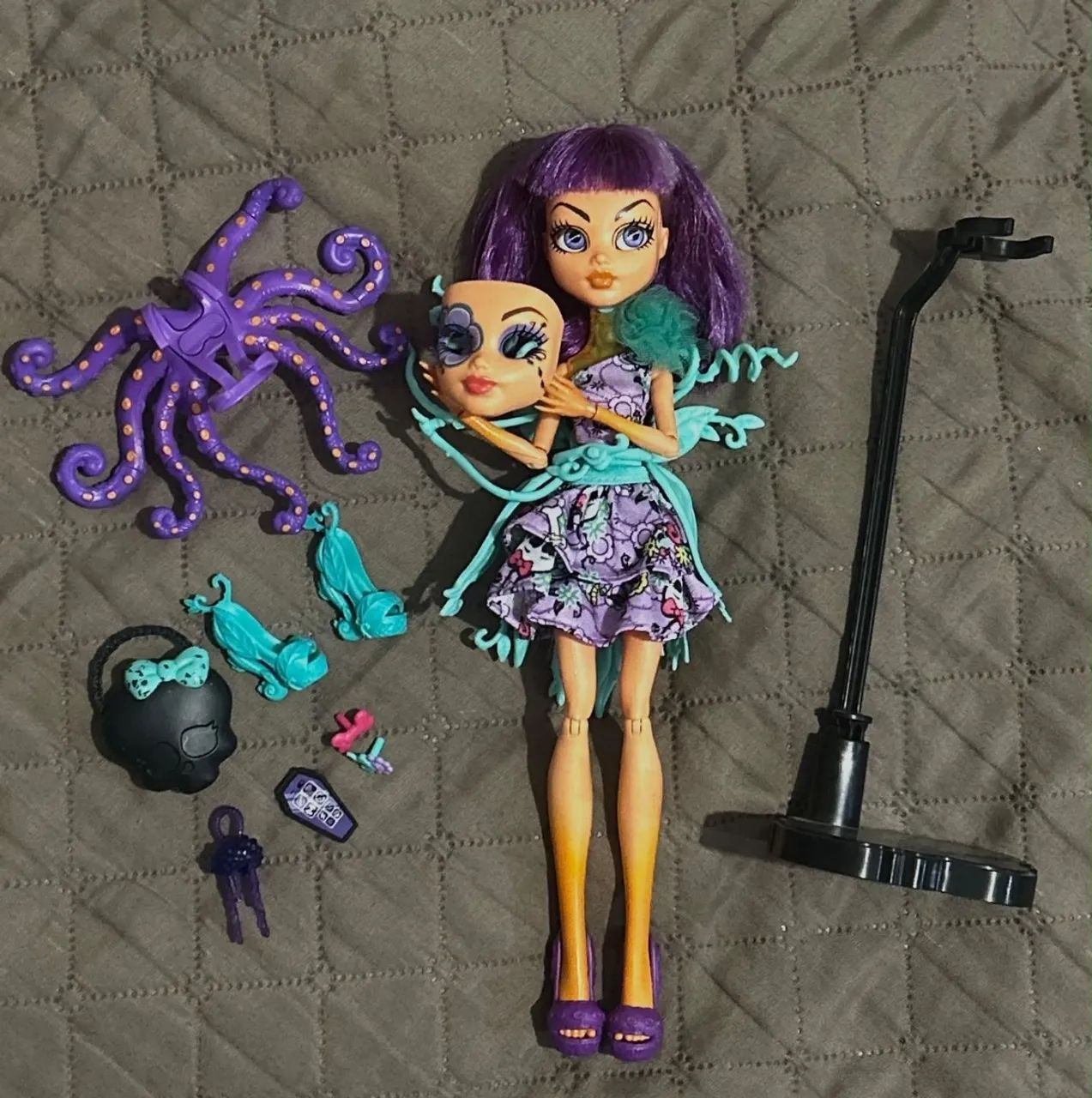 Boneca Monster High Inner Monster Roxa