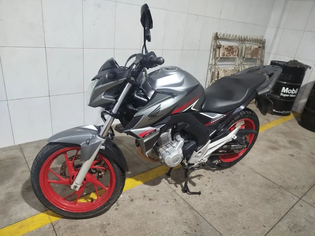 Vendo cb250f twister 2018 - Foto 3