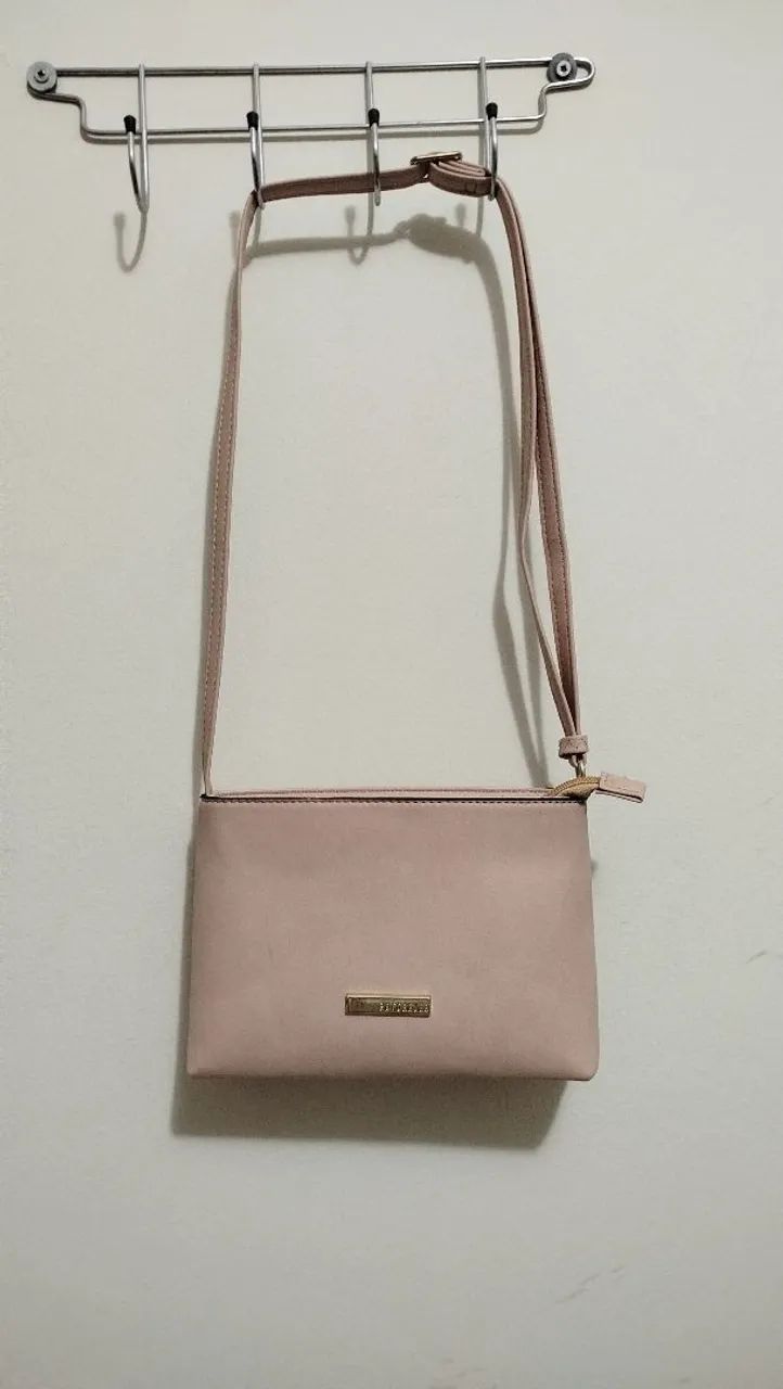 Bolsa bege de ombro be forever com alça ajustável 