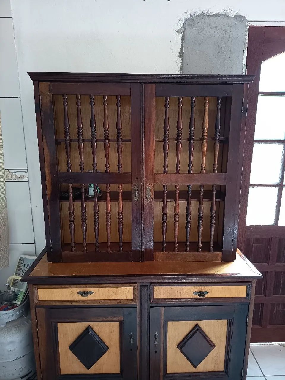 Vendo armário de madeira  - Foto 2