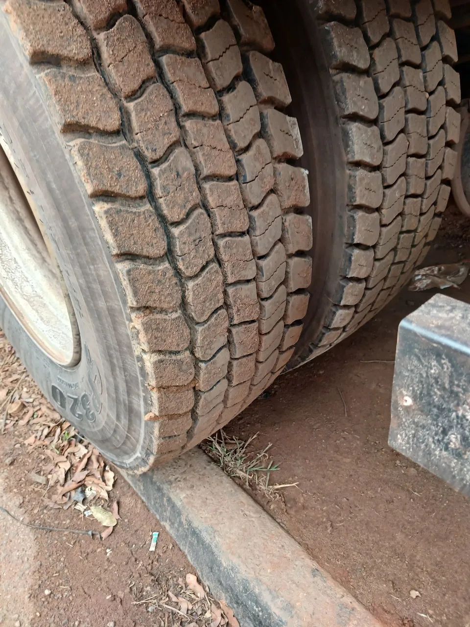 Ford cargo 1723 - Foto 2