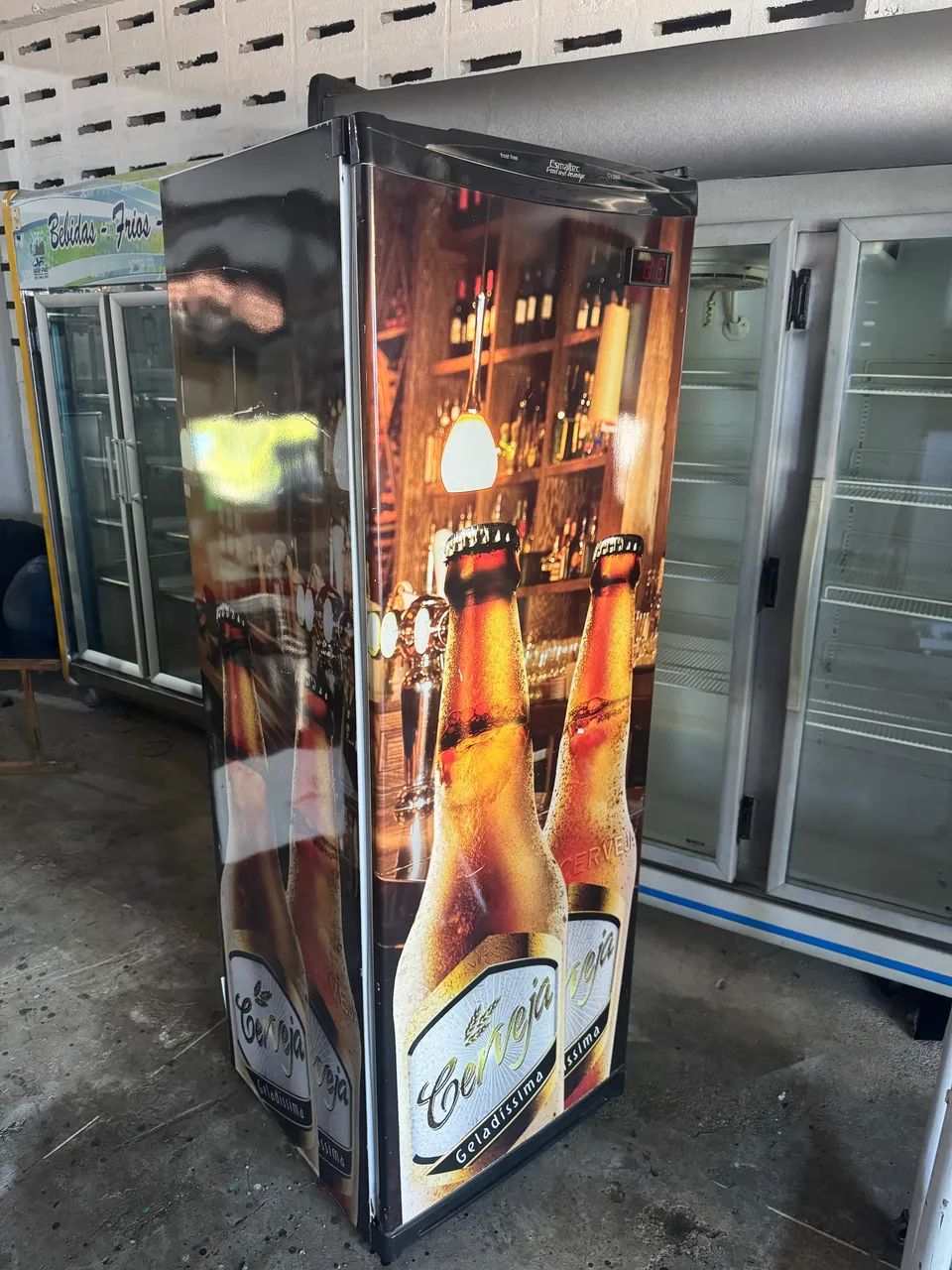 Cervejeira esmaltec 300 lt semi-nova 