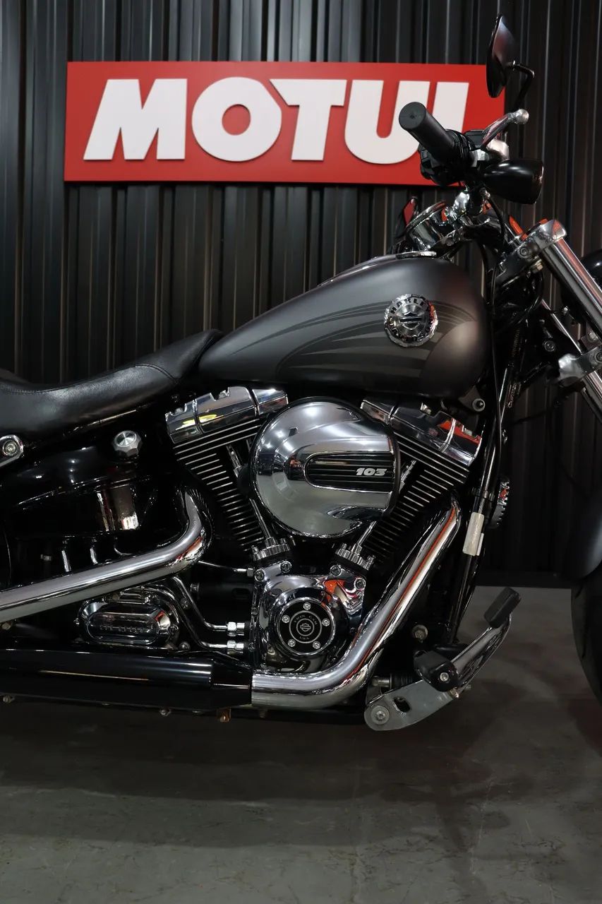 HARLEY-DAVIDSON BREAKOUT ? 16/17 - Foto 4