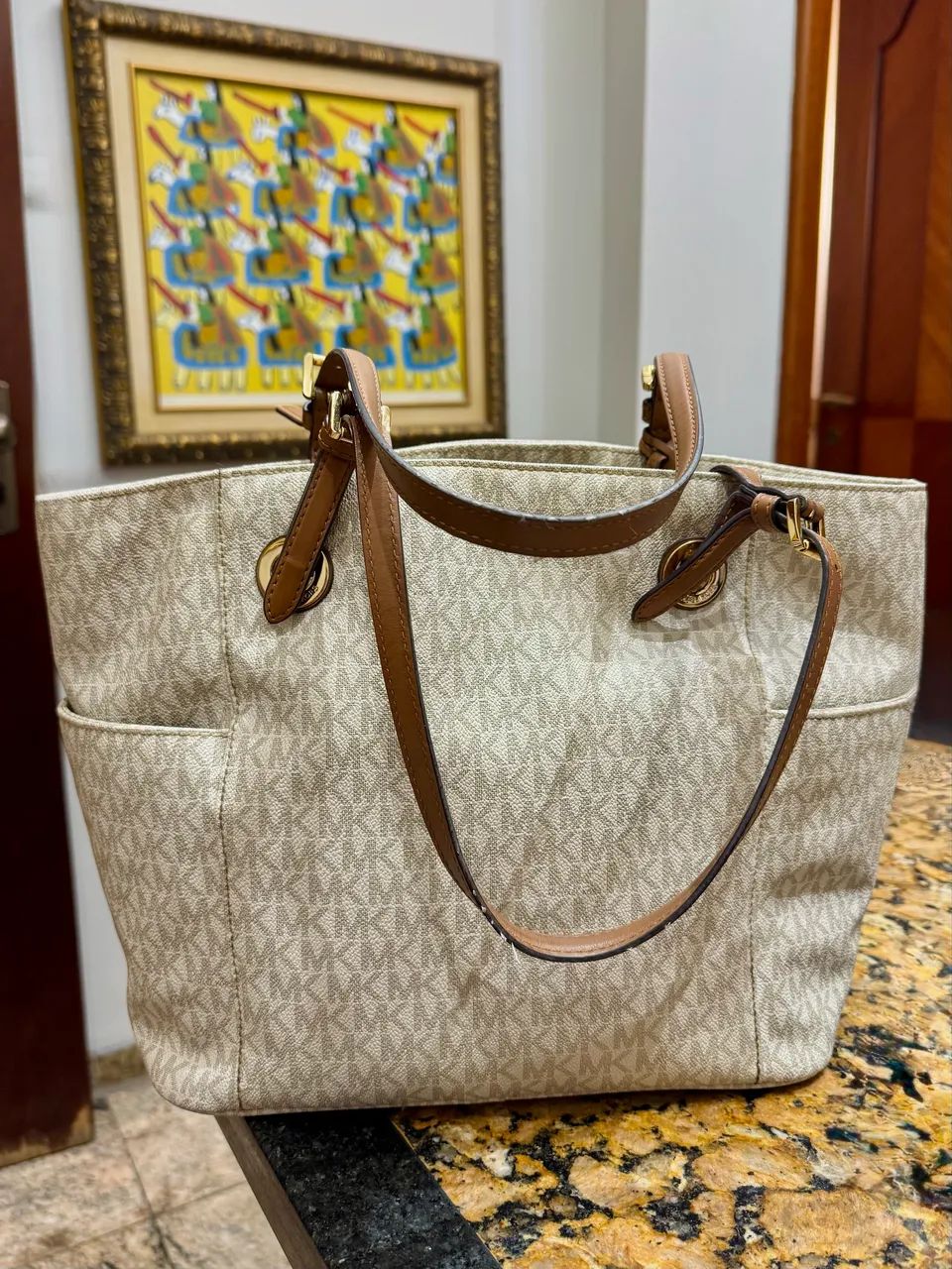 Bolsa Michael kors bem conservada venda rápida 