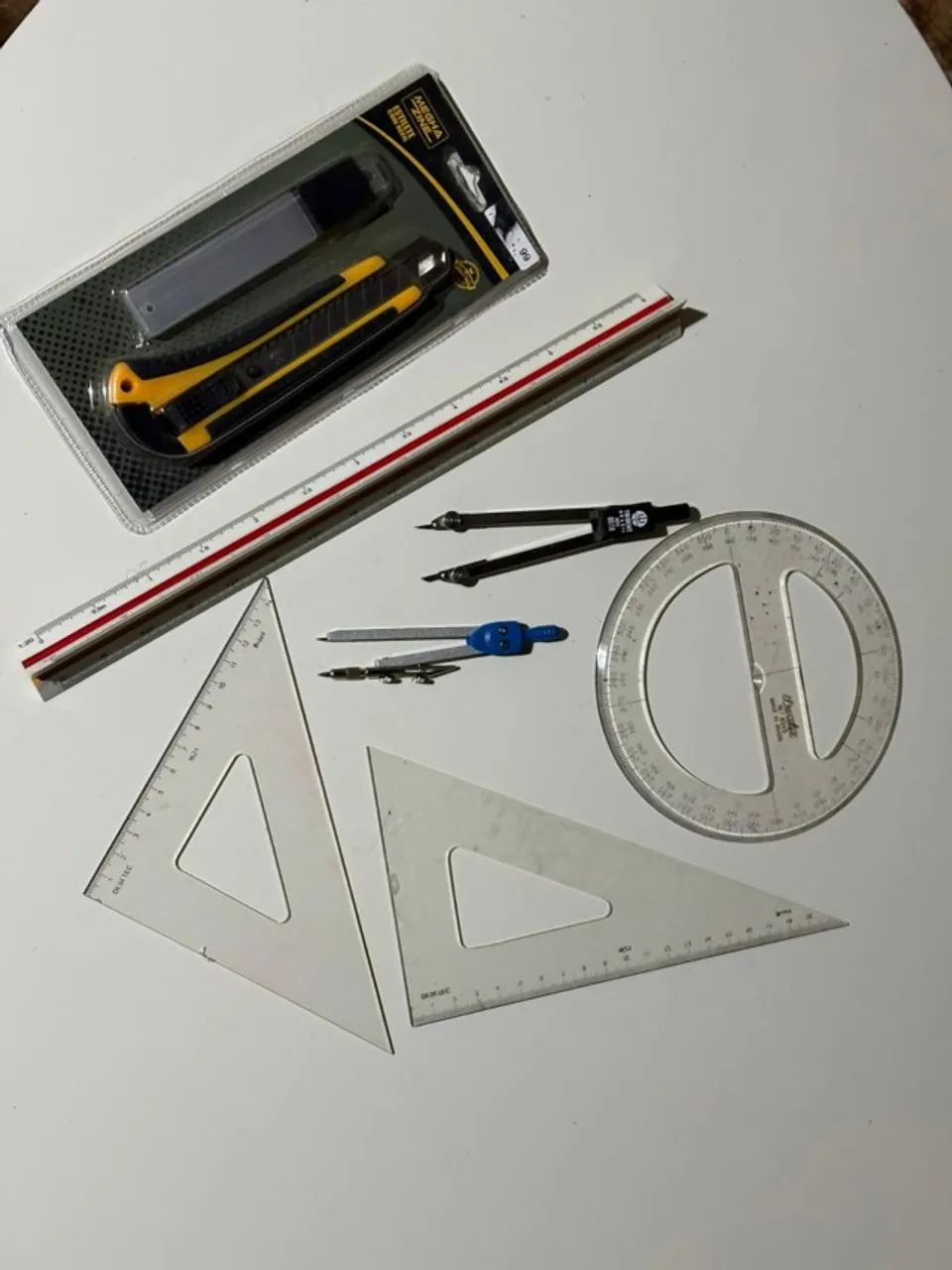 Kit para desenho técnico463713060373800961