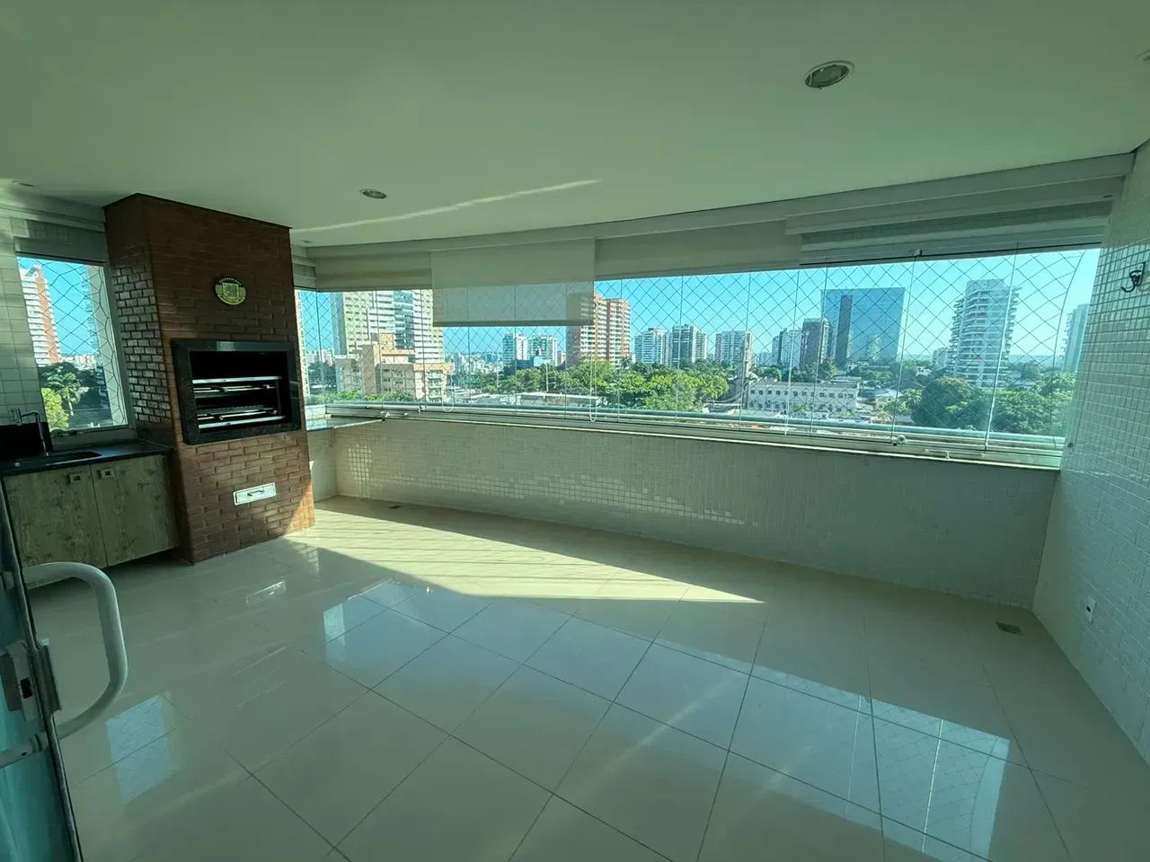 CONDOMINIO SOLAR DA VILLA COM 147M², 3 SUITES MOBILIADO