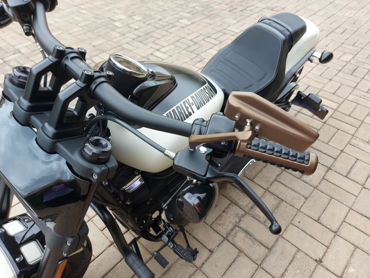 FAT BOB 114 19/19 BRANCA - Foto 8