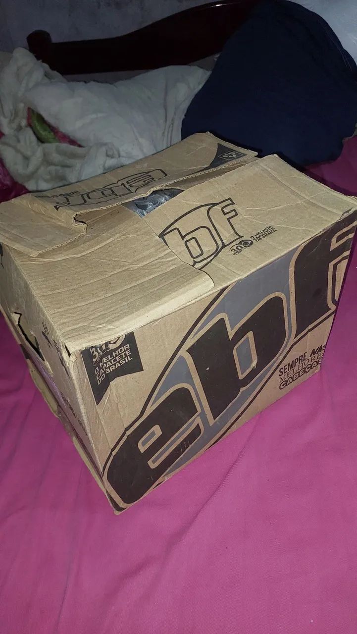 Capacete n58 EBF novo