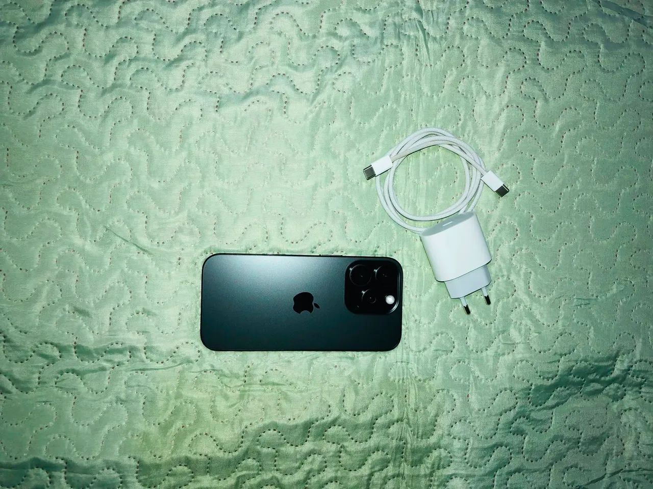 iPhone 16 pro  - Foto 3