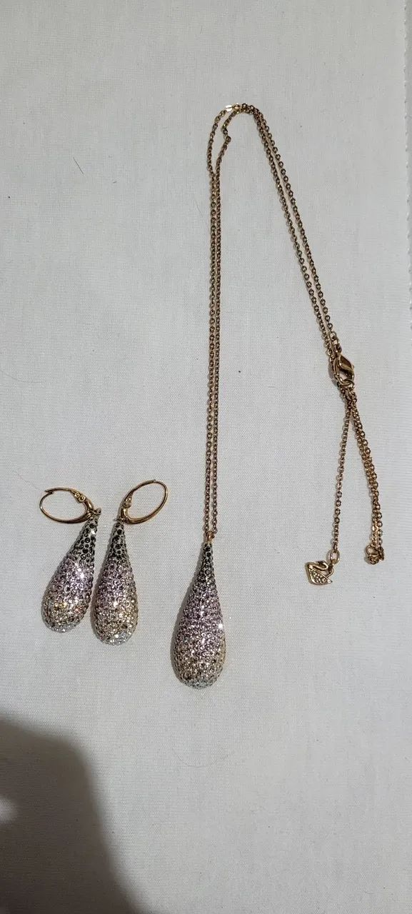 Swarovski original- colar e brincos e relógio Quartz em prata 925 e marcassitas 
