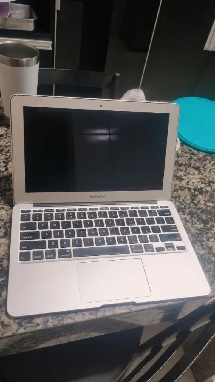 MacBook Air 2011 Intel core i5 - Foto 3