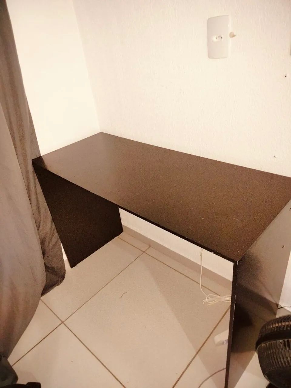 Vende-se mesa de computador 