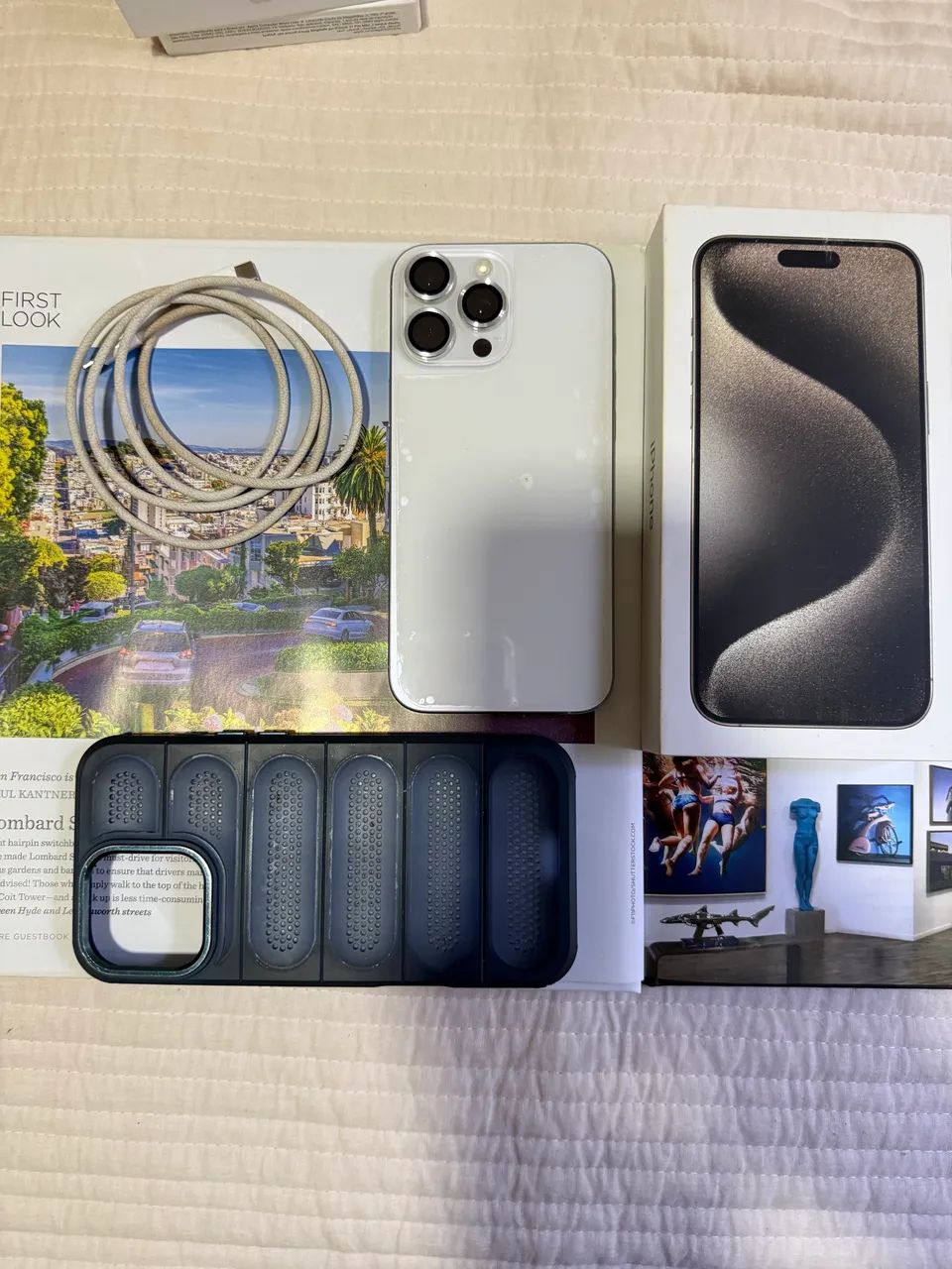 iPhone 16 Pro Max 512 - Foto 3
