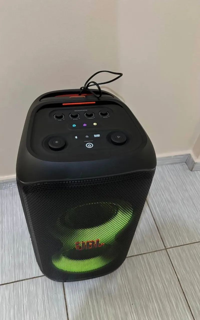 JBL PartyBox Stage 320 - Semi Nova- com Nota Fiscal. - Foto 2