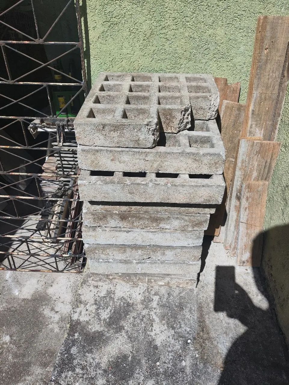 QUEIMA - PISOGRAMA + BLOCOS DE CONCRETO - R$150 - Foto 2