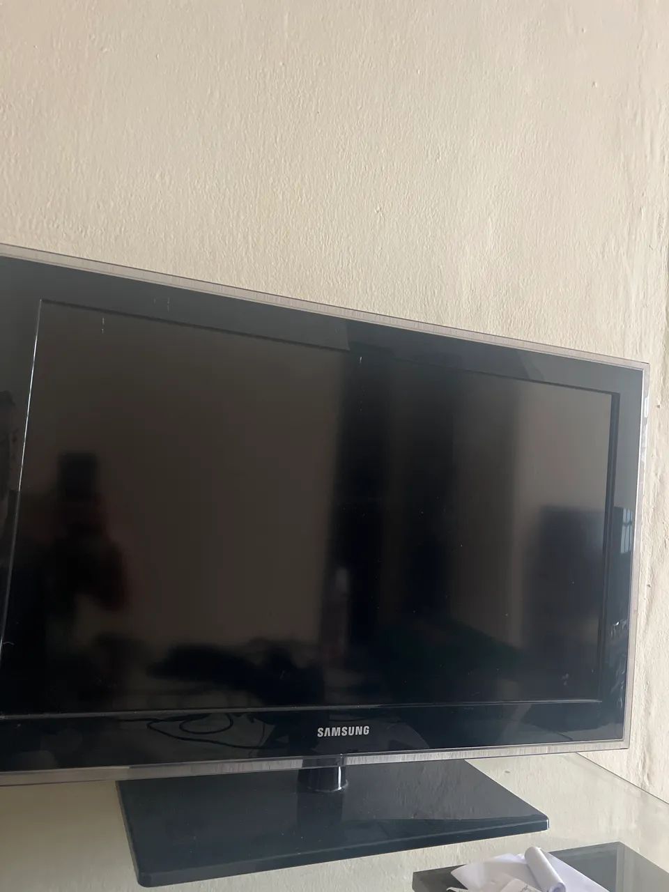 Televisão retirada de peças 