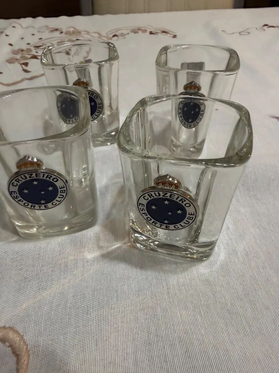 Vendo 4 tacinhas de drink com escudo do Cruzeiro  - Foto 4