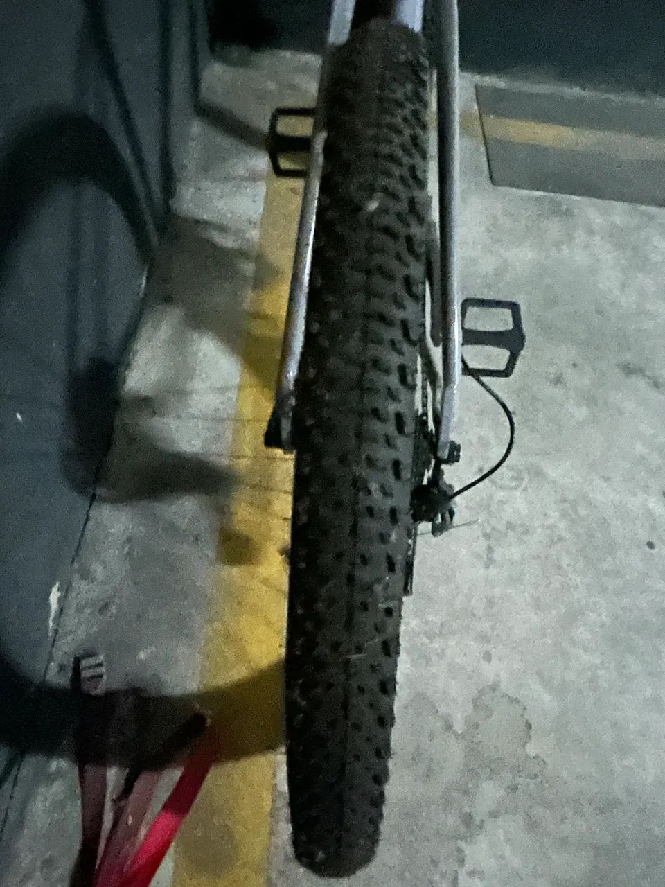 Bicicleta praticamente nova - Foto 2