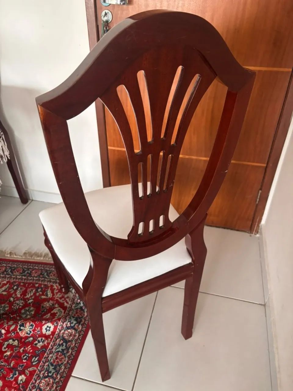 Mesa Jantar Luxo c/ 6 cadeiras - Madeira Maciça - Foto 4