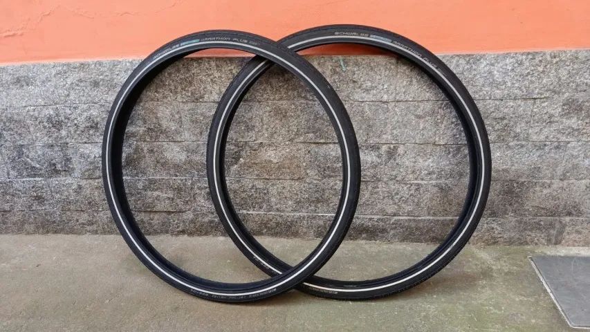 Pneus Schwalbe Marathon Plus 700 x 38C