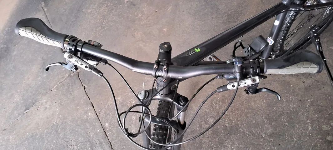 Bike cannondale trail 5 aro 29 importada - Foto 2
