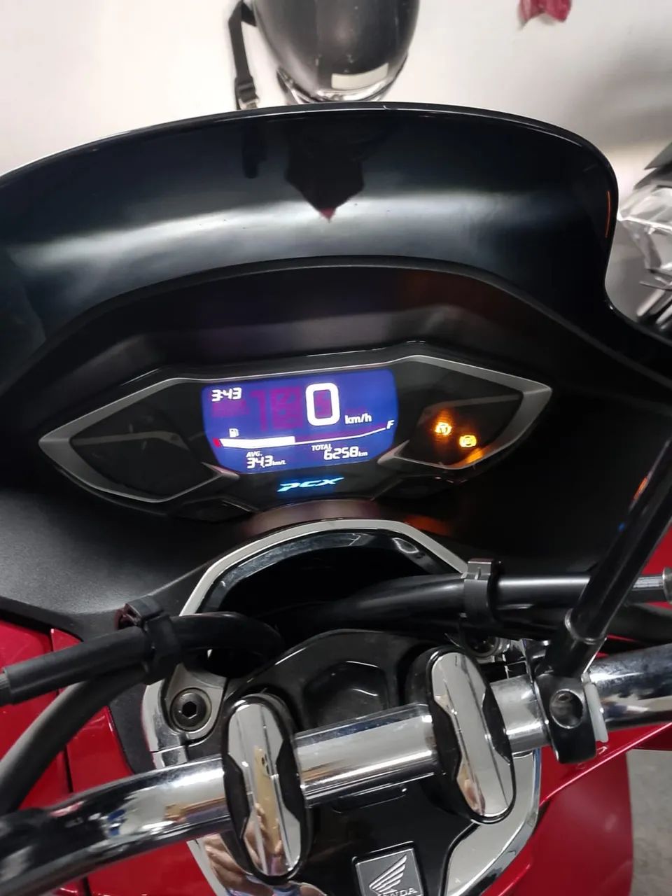Pcx nova de garagem