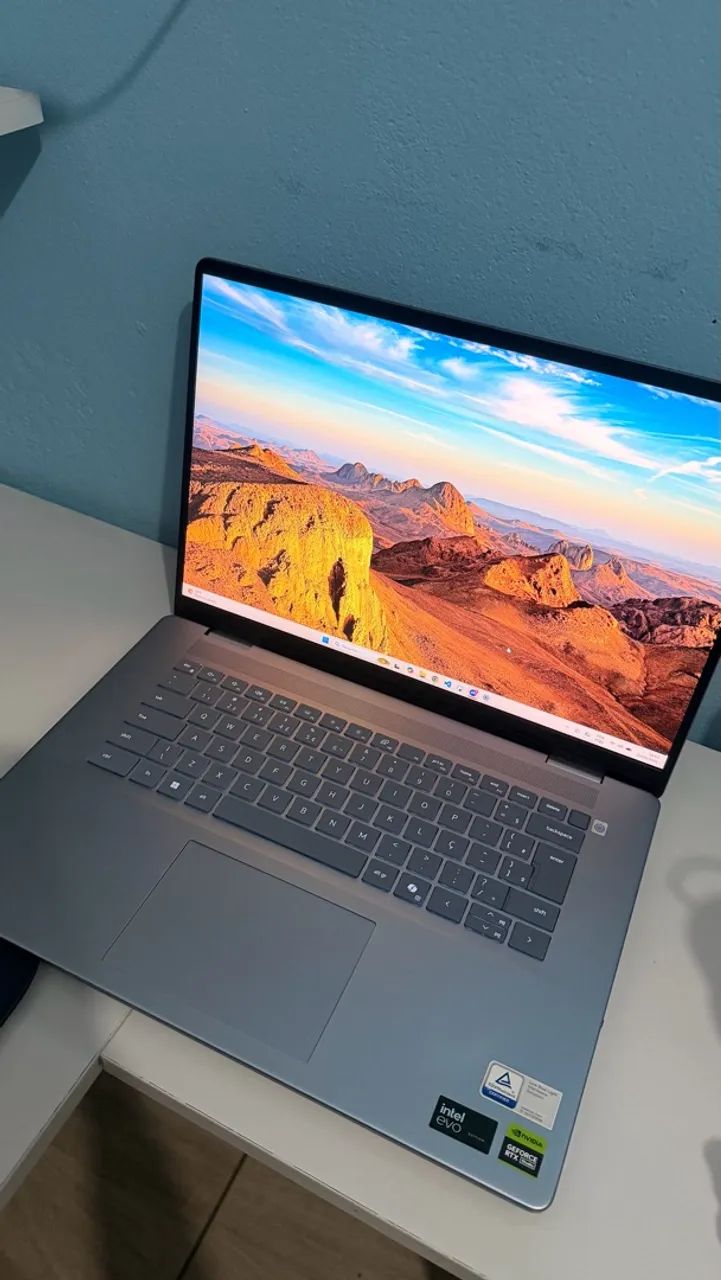 Notebook Dell Inspiron 16 Plus 7640 | RTX 4060 | 64GB RAM | Core Ultra 7 | SSD 1TB