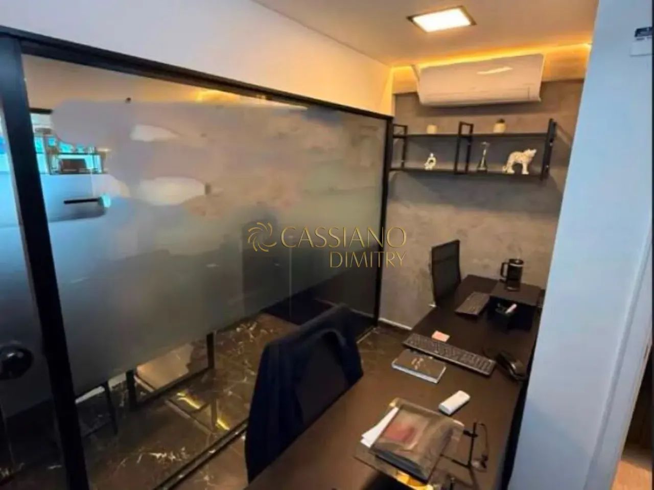 Sala comercial à venda de 36m² | 01 banheiro e 01 vaga de garagem | Edifício Centro Empres - Foto 3