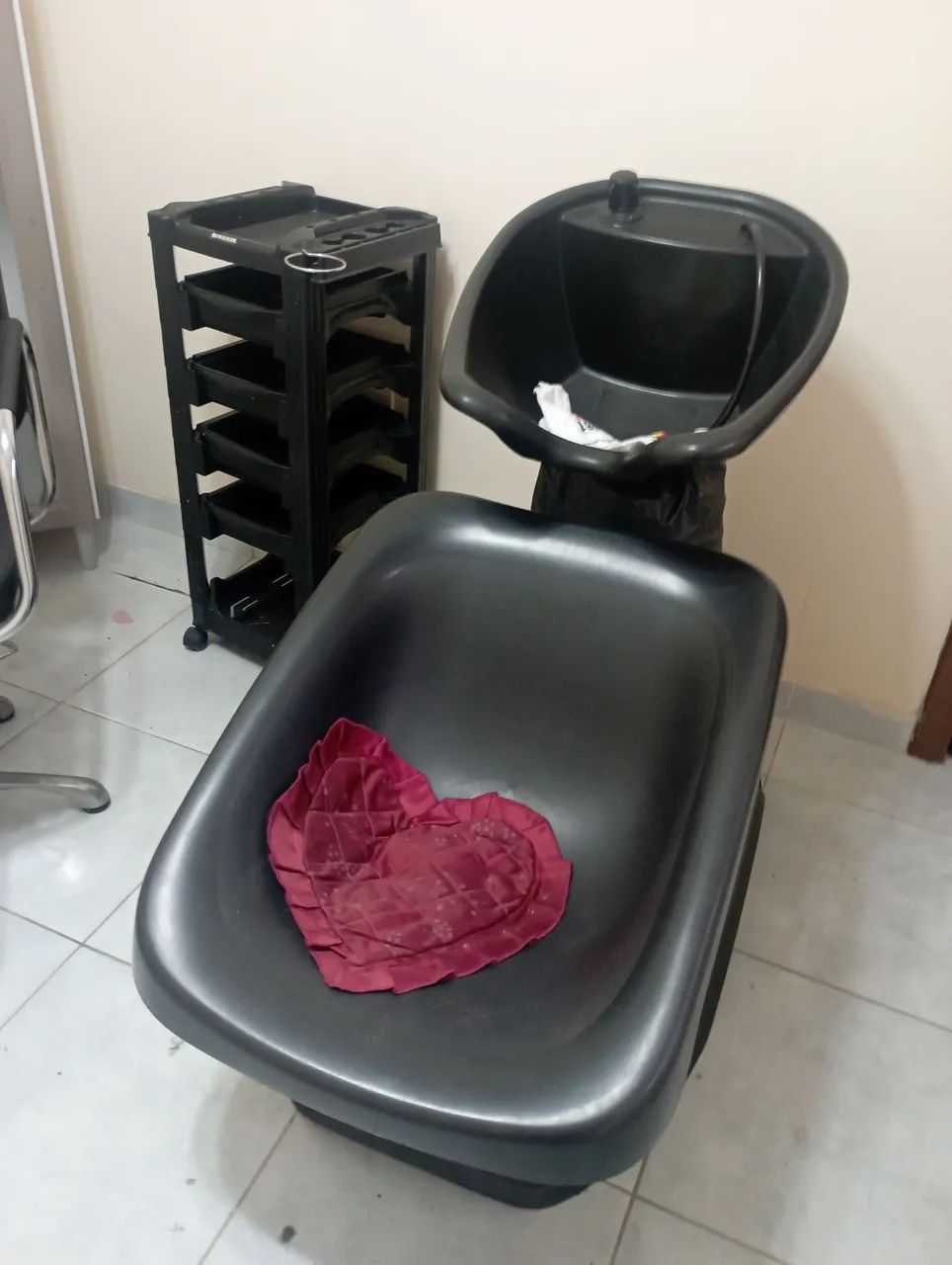 Vendo móveis de salão de beleza  - Foto 2