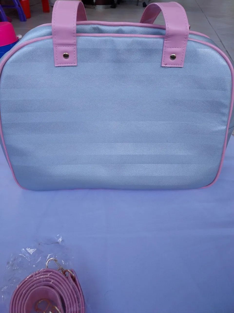 Bolsa/Mala prateada com rosa menina Nuvem - Foto 5