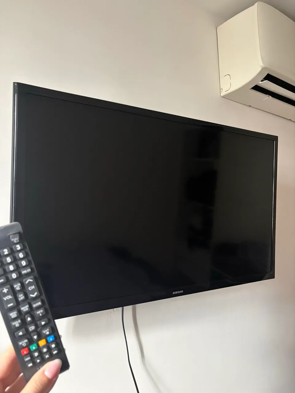 Tv SAMSUNG SMART LED 32 HD - MODELO UN32J4300AG
