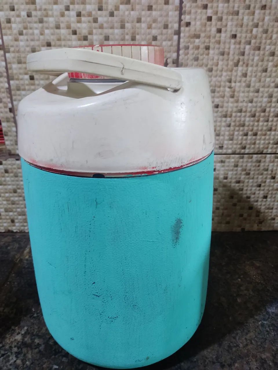 Vendo garrafa térmica 12 litros  - Foto 2