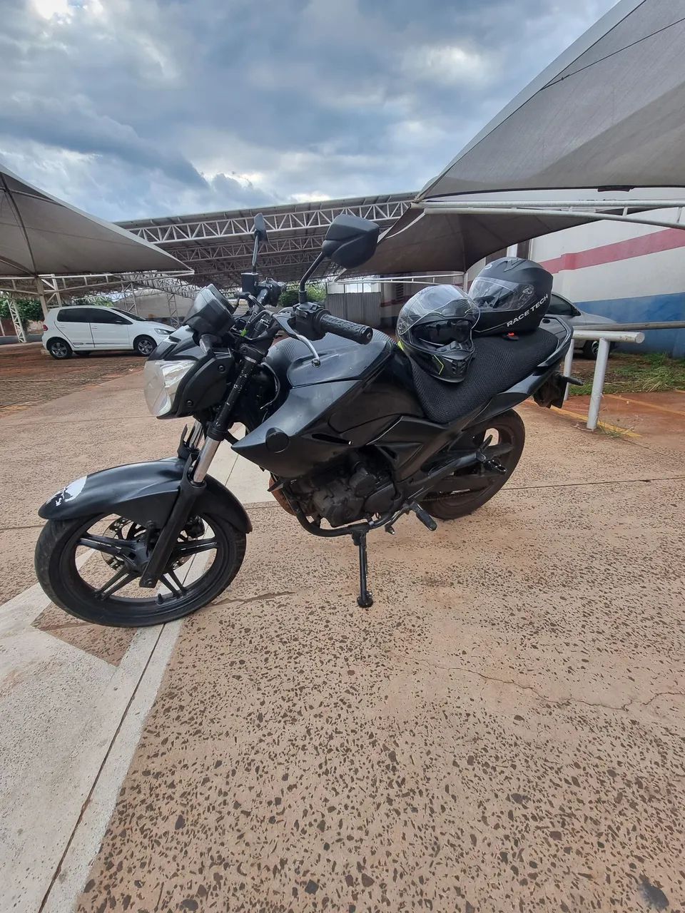 Fazer 250 2011