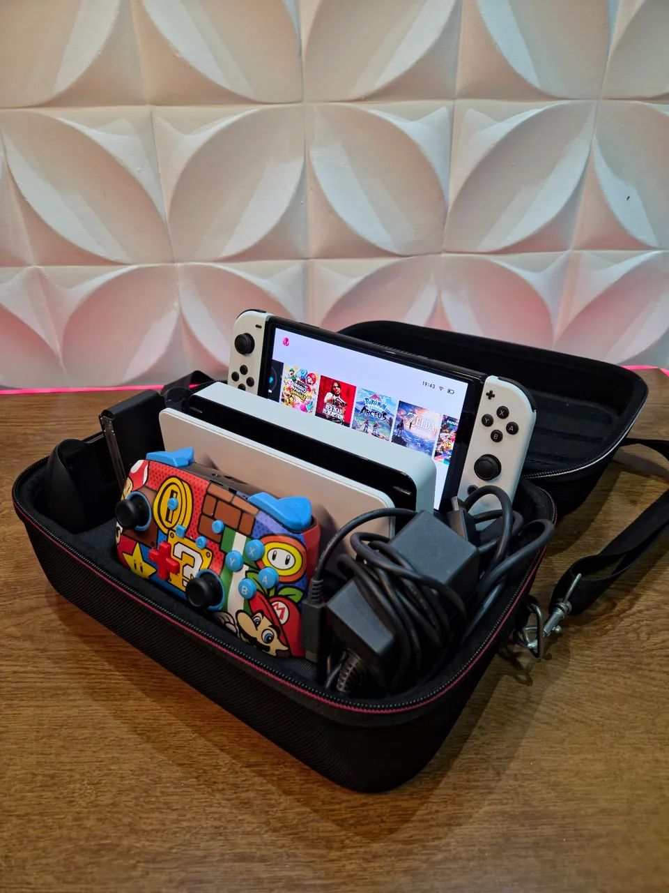 Nintendo Switch OLED Desbloqueado + Pro Controller + Case - Foto 2