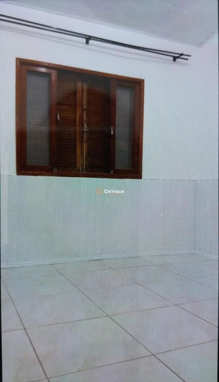 Casa à venda - 2 dormitórios - Terreno com 360 m2 - Carianos - Foto 4