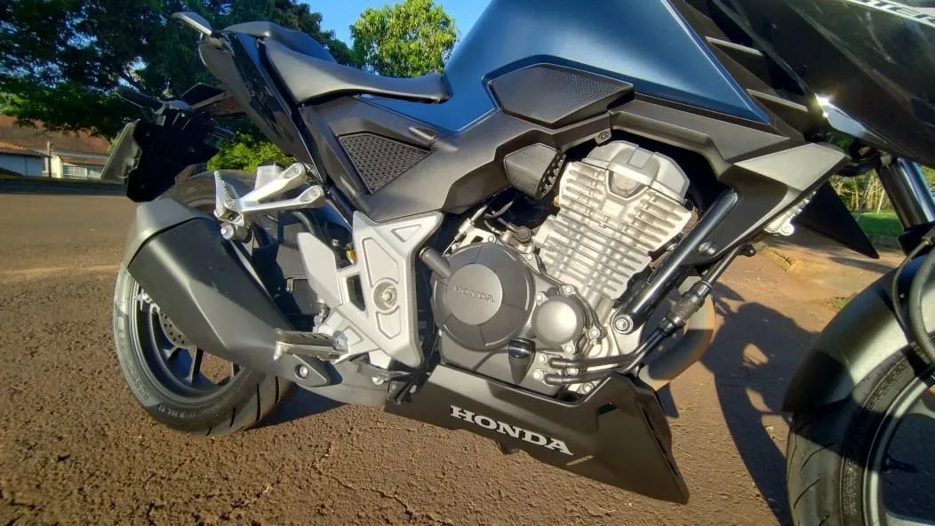 Vendo CB300f ABS  - Foto 4