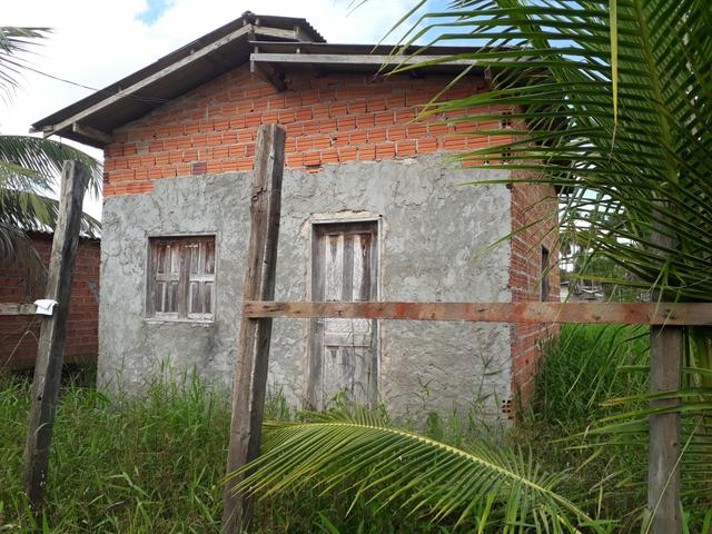 Terreno com uma casa, saia do Aluguel