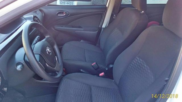 Toyota Etios 1.3 Mecânico Branco 2016 - Foto 13