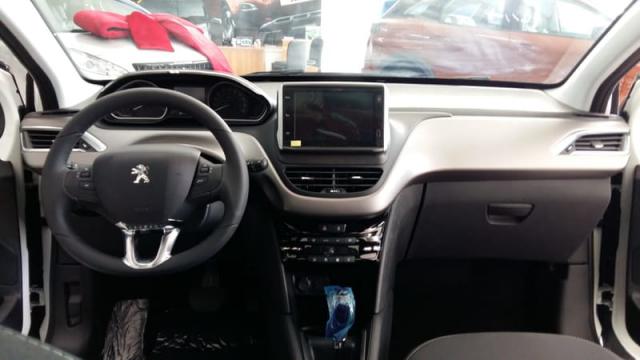 PEUGEOT 208 GRIFFE 1.6 AUT 2019 - Foto 2