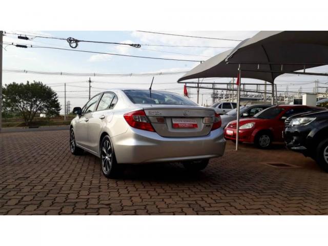 Honda Civic LXR 2.0 - Foto 4