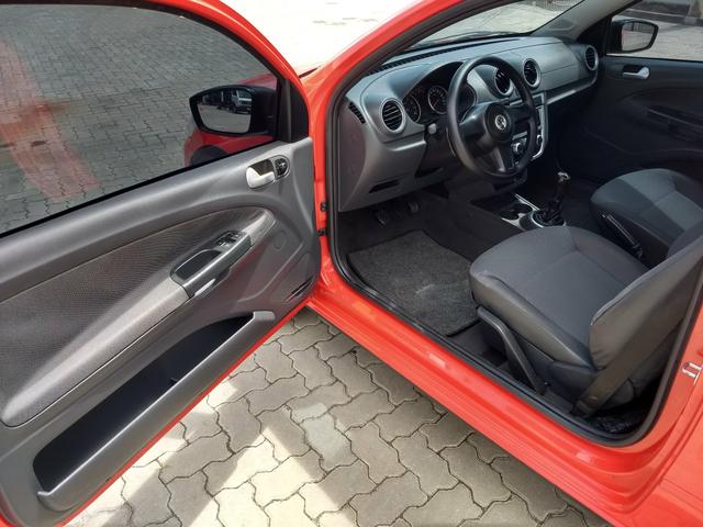 VW Saveiro 1.6 trend CS ano 2013 - Foto 8