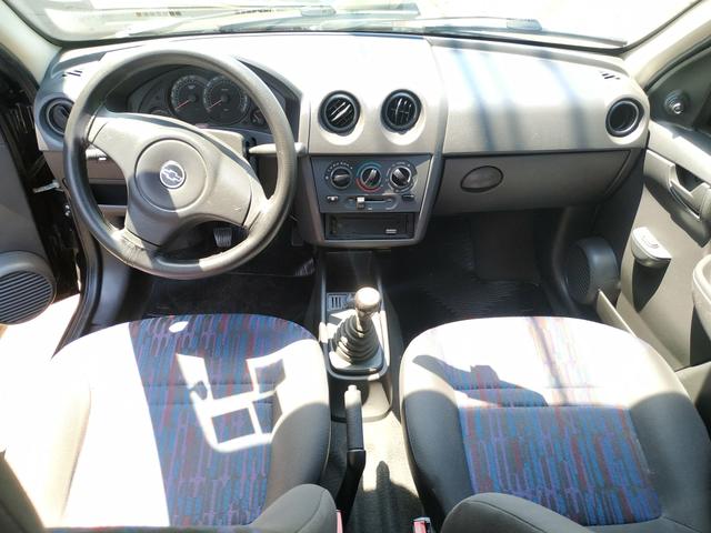 Vendo celta com ar - Foto 5