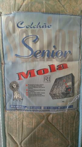 Colchão de mola usado