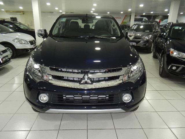 Mitsubishi L200 Triton Sport HPE-S Couro Xenon Conheça o Mit Facil e Desafio Casca Grossa
