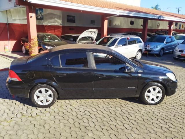 CHEVROLET VECTRA ELEGANCE 2.0 8v 4p 2006 - Foto 14