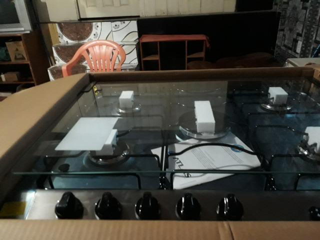 Vende-se esse fugão zerado na caixa ainda - Foto 2
