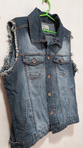 COLETE JEANS/ semi Novo