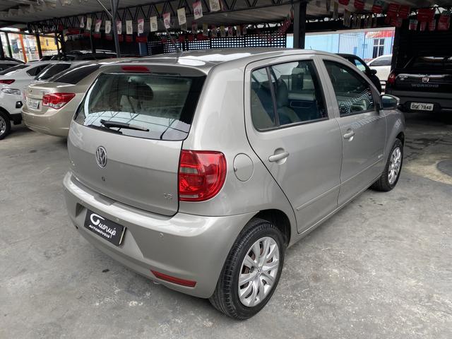 Volkswagen Fox 2012 1.6 completo de tudo - Foto 7