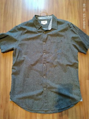 Camisa de botão Importada Billabong Tamanho XL